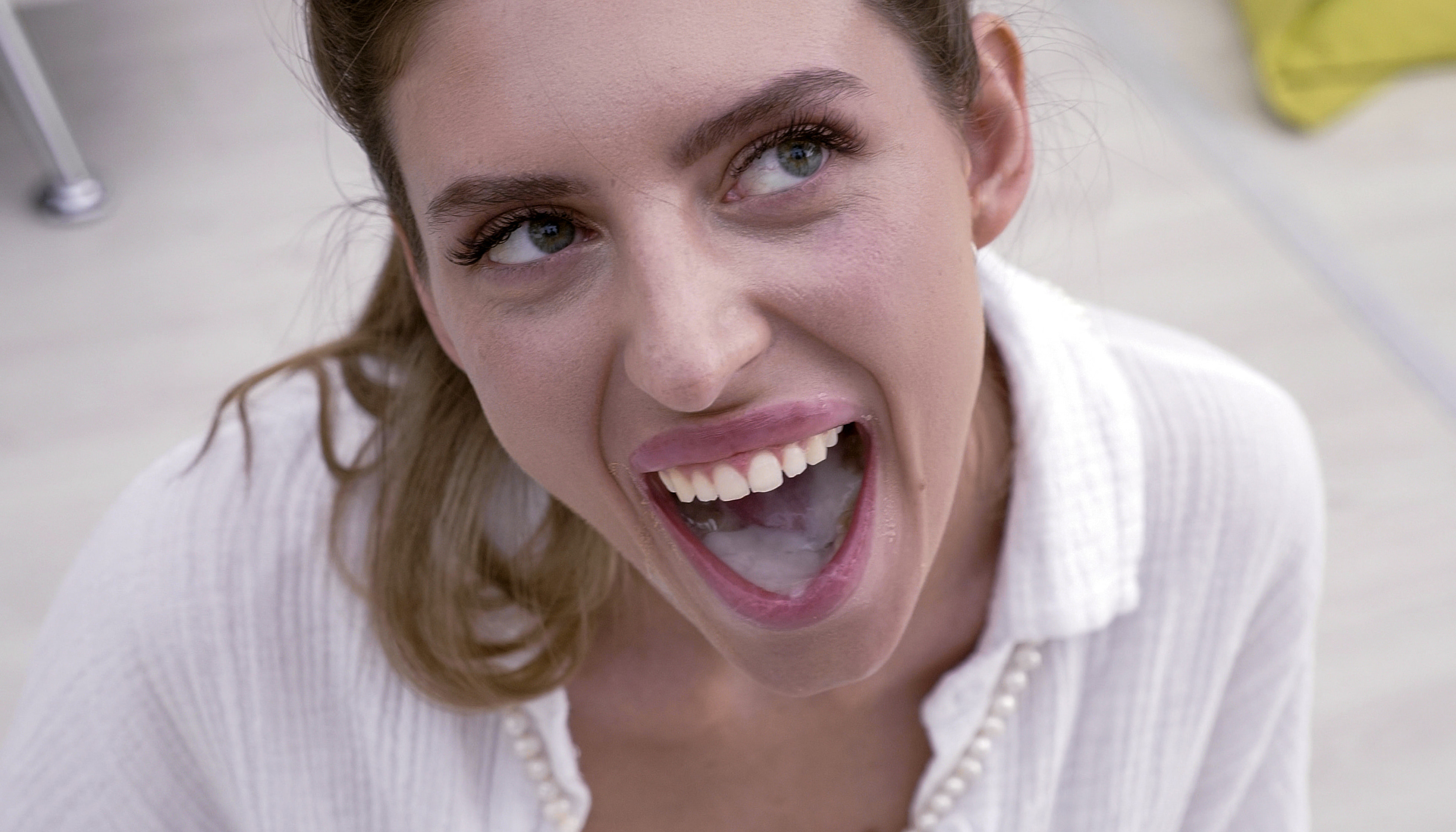 Fanta Sie #3 - Bukkake - Behind The Scenes - Goodbye Cumshot