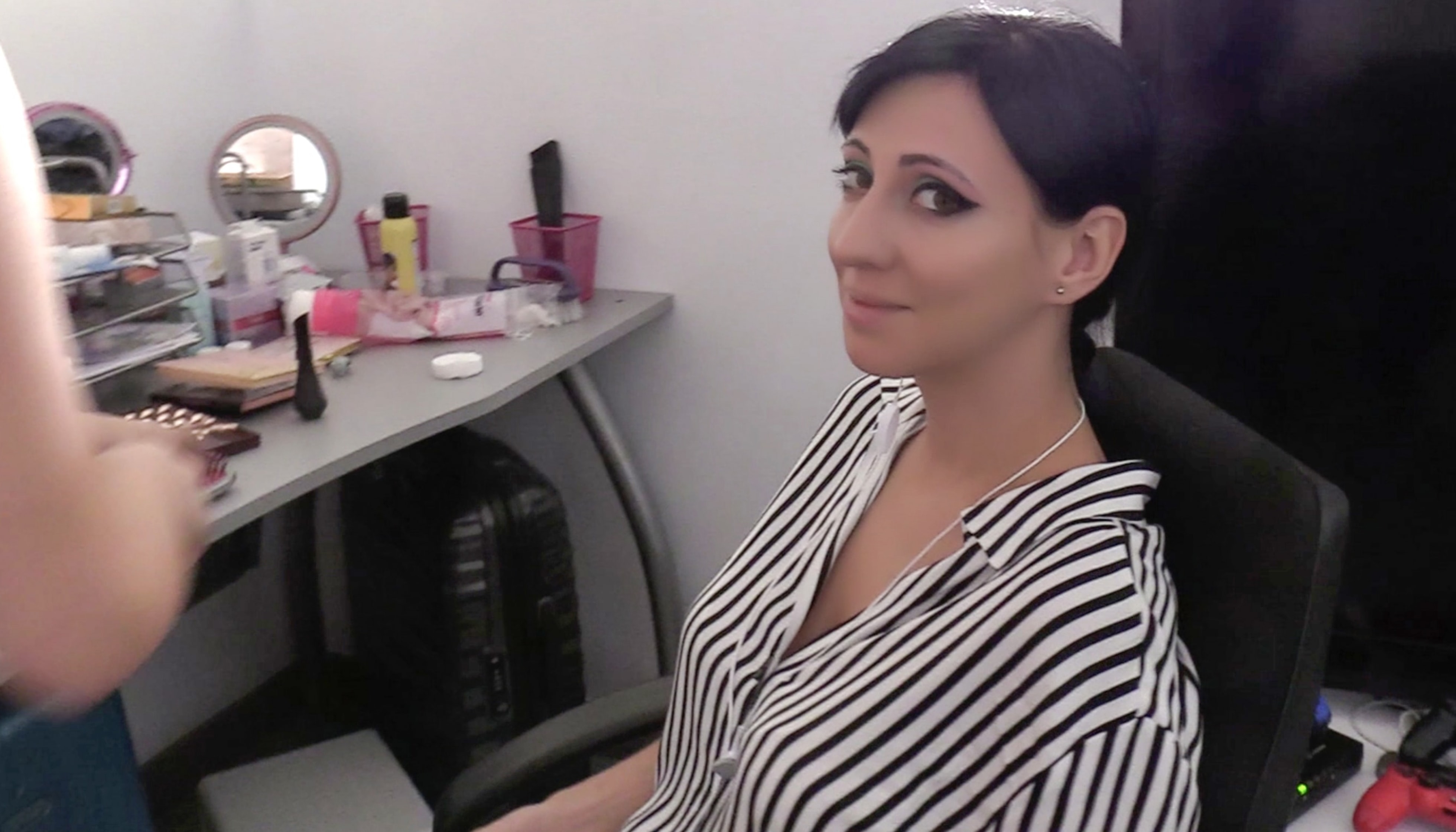 Sherry Vine #1 - Behind The Scenes